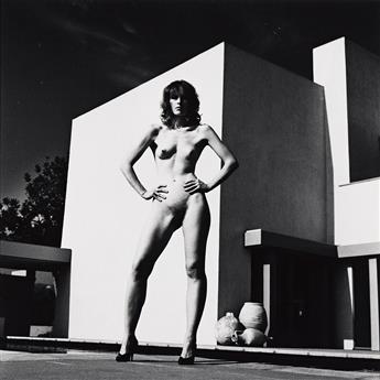 HELMUT NEWTON (1920-2004) Miss Livingston Sitting II * Miss Livingston II Beverly Hills. 1981.